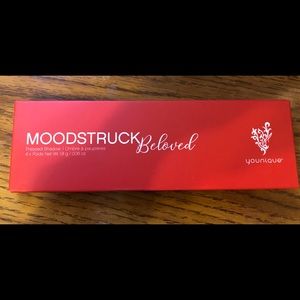 Younique Beloved Palette